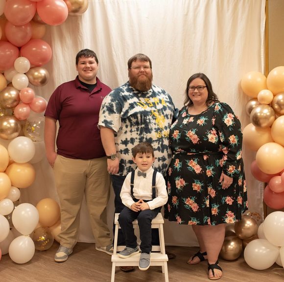 Meet your Posher, Becky - Picture 1 of 1